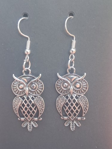 Silver tone detailed owl - tone,